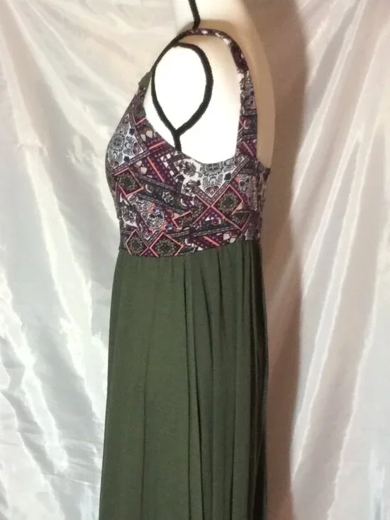 Kristen Nicole Sleeveless Olive Maxi Dress Bohemian-Style Bodice Size M - Picture 4 of 10